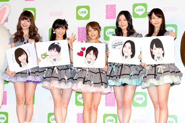 AKB48 × Line