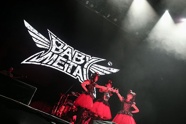 Babymetal Live Legend 1999 & 1997 Apocalypse