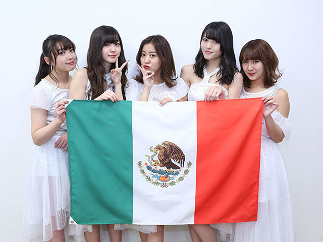 C ute back to us. Ute франция. c-ute. ute papa ute.